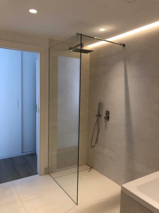 Modern Apartment Puente Romano Марбеля Екстериор снимка